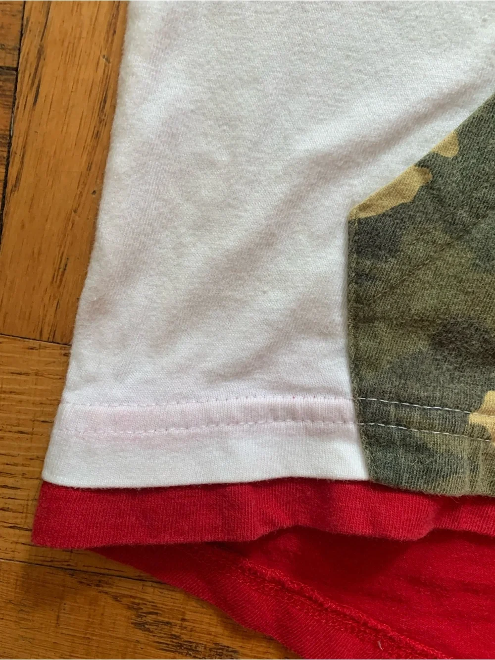 Quad Seven Varsity 23 Kids' Short Sleeve Tee - White with Red & Green Camo